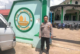 Polsek Parindu Amankan Ibadah Sholat Jumat, Wujud Nyata Kehadiran Polri di Tengah Masyarakat