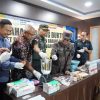 Pj. Sekda Kabupaten Sanggau Hadiri Pemusnahan Barang Bukti 73 Perkara di Kejari Sanggau