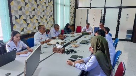Inspektorat Melakukan Kegiatan Probity Audit Peningkatan Struktur Jalan Tayan – Meliau Tahun Anggaran 2025 – Beranda