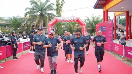 Kadis Kominfo Dampingi Bupati dan Wabup dalam Triple On Fun Run Telkomsel di Sanggau