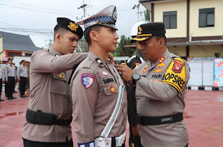 Polres Sanggau Gelar Operasi Patuh Kapuas 2025, Kapolres: Kepatuhan Lalu Lintas adalah Kunci Menuju Indonesia Emas