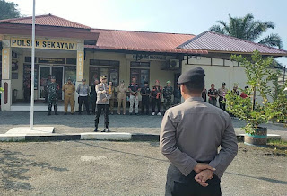 Kapolsek Sekayam Pimpin Apel Gabungan Jelang MTQ XXXIII Kabupaten Sanggau: Pastikan Keamanan dan Sinergi Semua Pihak