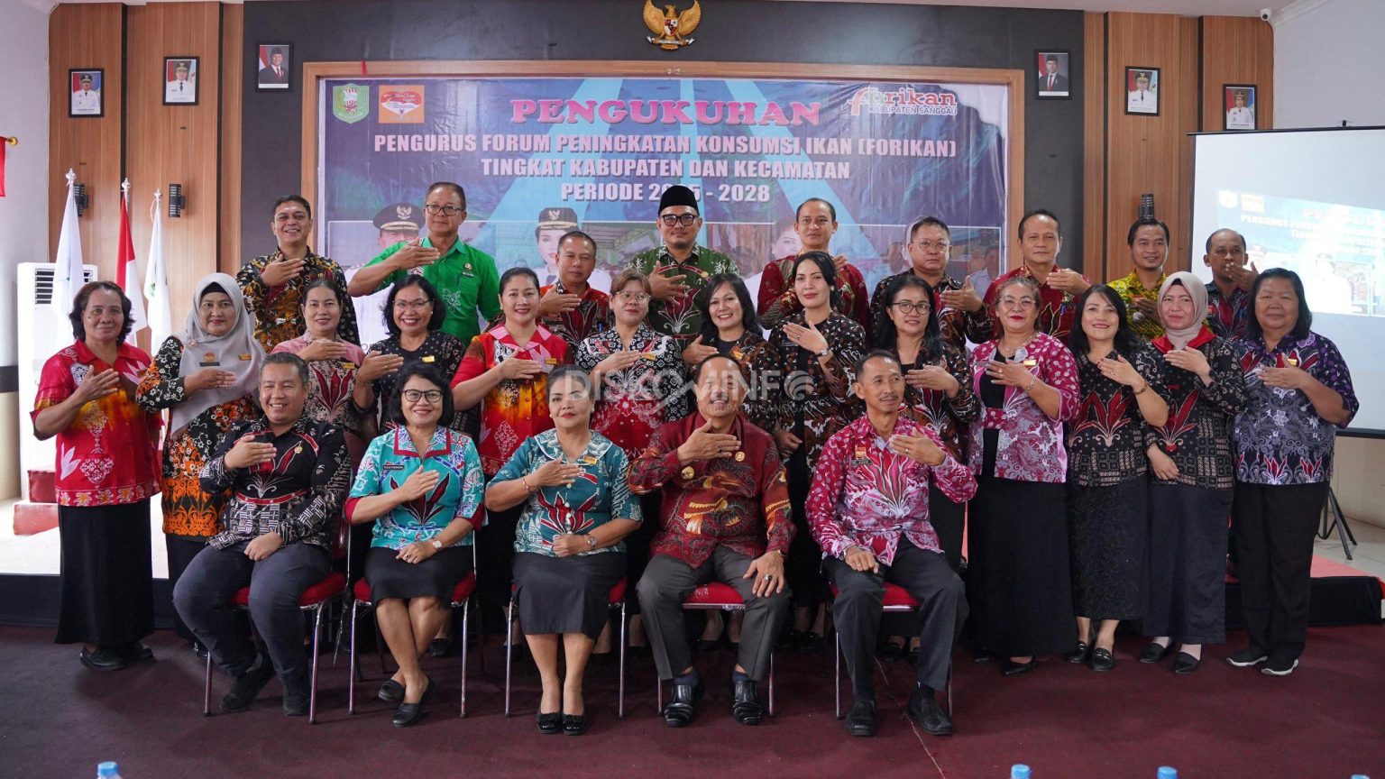 Bupati Sanggau Kukuhkan Pengurus FORIKAN Kabupaten dan Kecamatan Periode 2025–2030