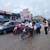 Mahasiswa KKN UNTAN dan Polres Sanggau Bagikan Bendera, Bangkitkan Semangat Nasionalisme Jelang HUT RI ke-80