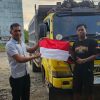 Jelang HUT ke-80 RI, Polres Sanggau Bagikan Bendera Merah Putih untuk Kobarkan Semangat Nasionalisme