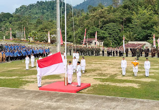 Semarak HUT ke-80 RI di Perbatasan, Upacara Merah Putih Digelar Khidmat di PLBN Entikong