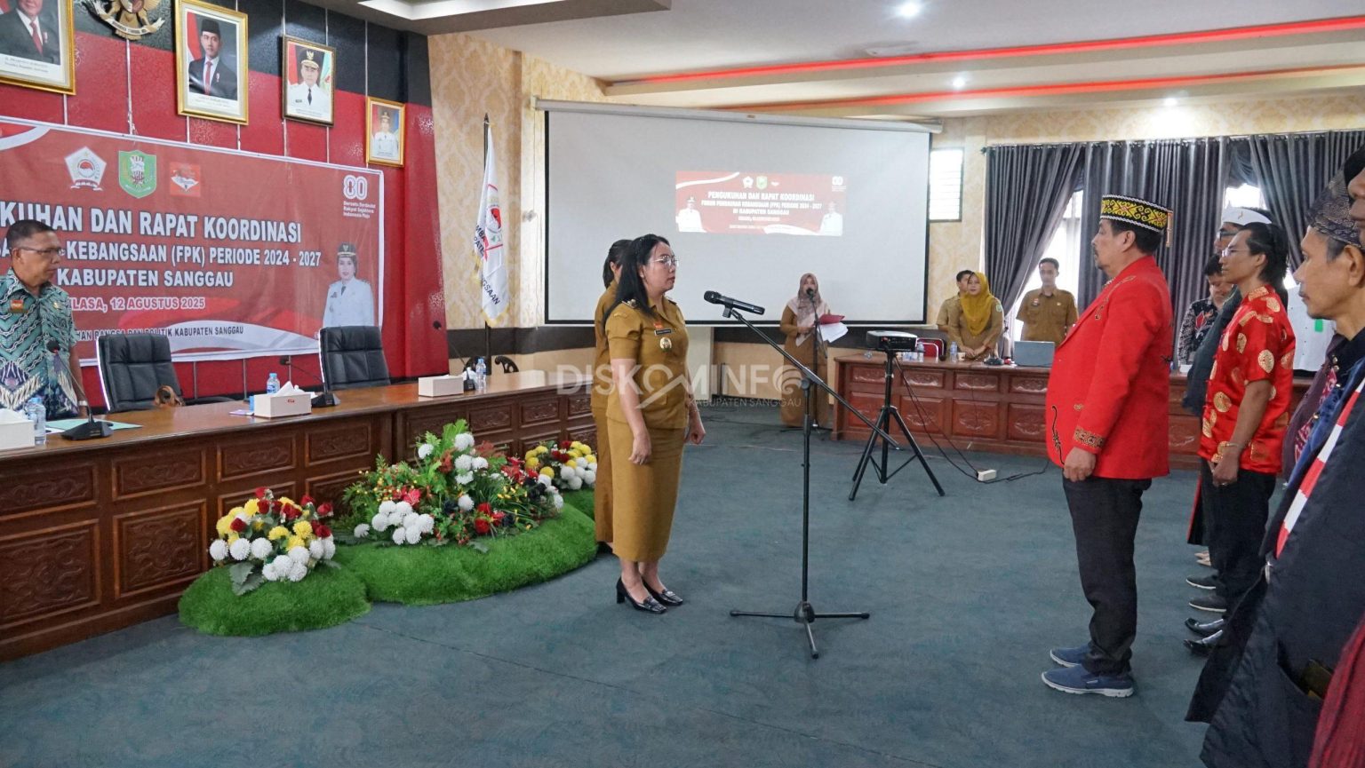 Wabup Sanggau Kukuhkan Forum Pembauran Kebangsaan Periode 2024-2027