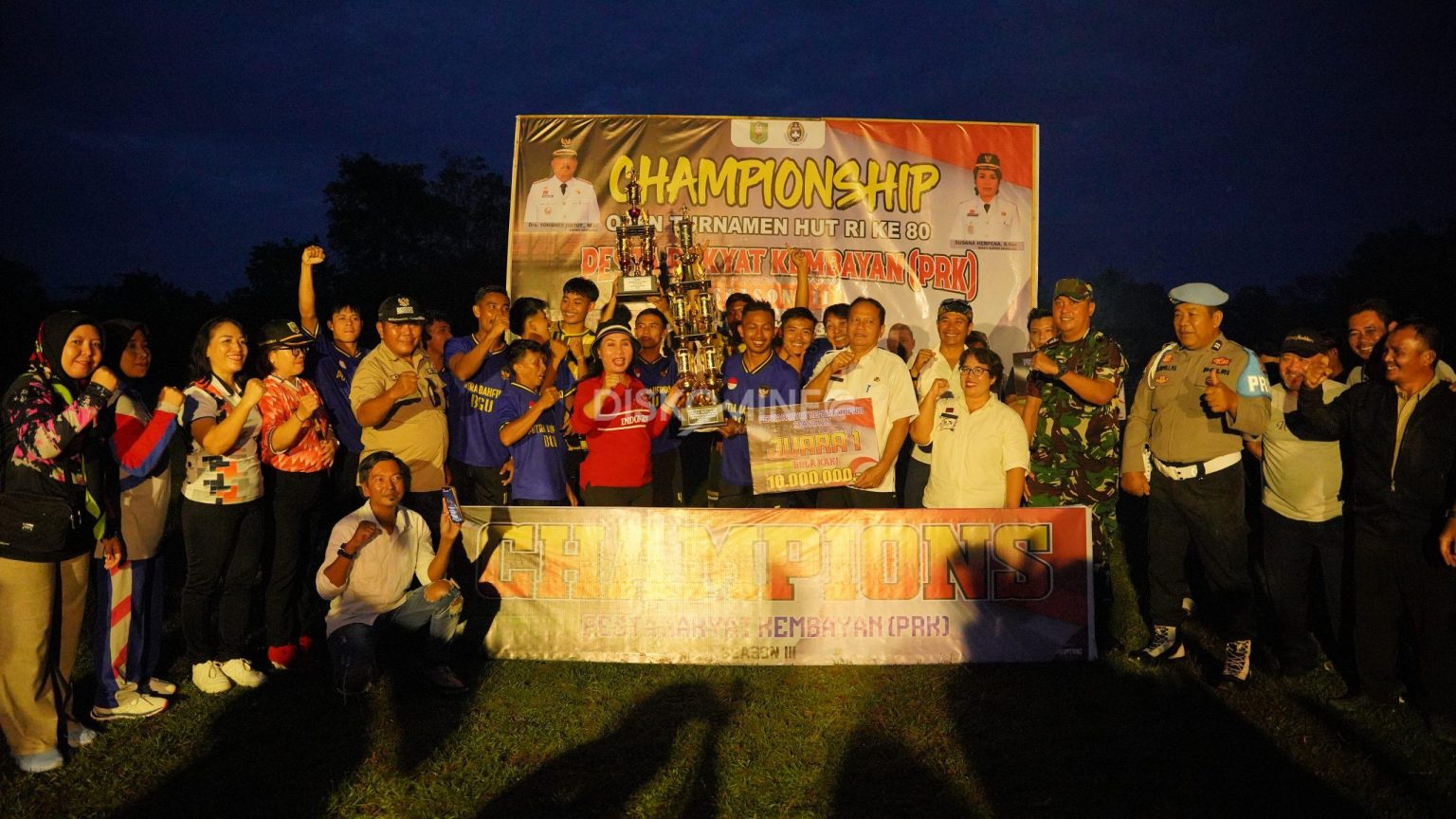 Wabup Sanggau Menutup Turnamen Sepakbola Pesta Rakyat Kembayan