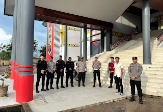 Polres Sanggau dan Brimob Gelar Patroli Skala Besar, Amankan Objek Vital dan Pusat Keramaian