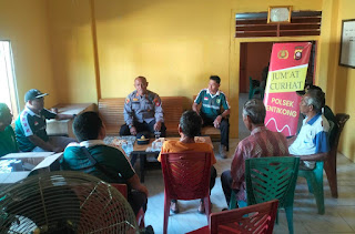 Jumat Curhat Polsek Entikong, Wadah Aspirasi Warga untuk Wujudkan Kamtibmas Kondusif