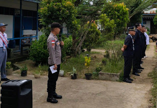 Cegah Kenakalan Remaja, Polsek Tayan Hulu Gelar Police Goes to School di SMK Kristen Agape Sosok