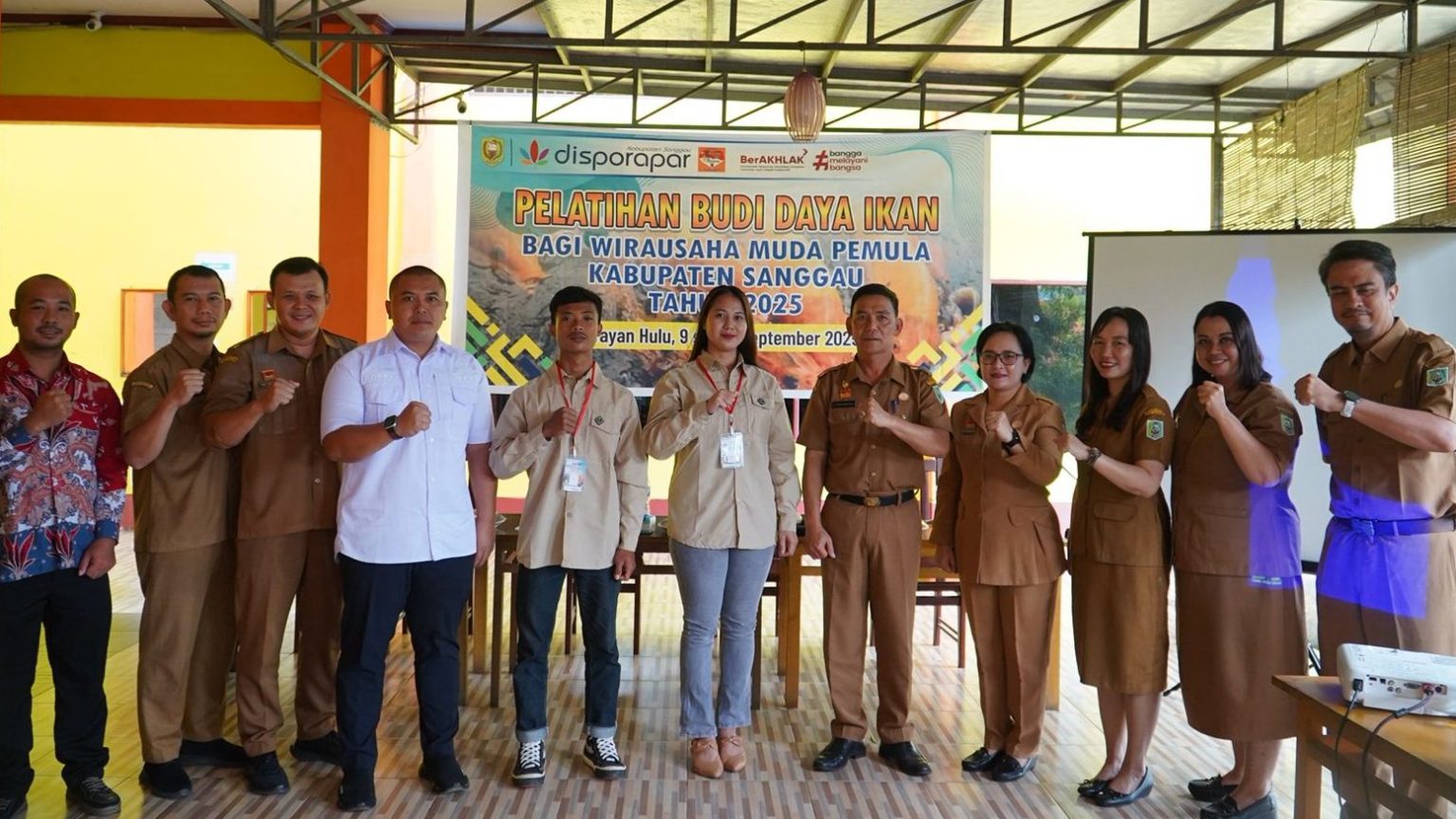 PELATIHAN BUDI DAYA IKAN BAGI WIRAUSAHA MUDA PEMULA KABUPATEN SANGGAU TAHUN 2025 – DISPORAPAR