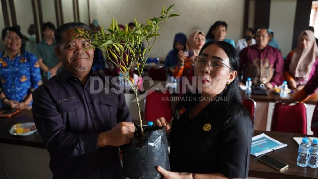 Wakil Bupati Sanggau Buka Program Pekarangan Pangan Bergizi