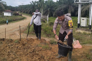 Pemdes Kelompu Olah Lahan Jagung 1 Hektare Dukung Program Mandatori Bupati Sanggau