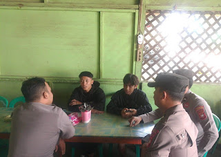 Patroli Siang Polsek Sekayam Perkuat Keamanan Warga di Titik Rawan