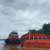 Warga Meliau Hilir Dikejutkan Ponton Bauksit Lepas Kendali, Belasan Perahu dan Keramba Rusak
