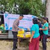 Wujud Kepedulian Polri, Polres Sanggau Hadirkan Beras Premium Harga Murah di Dusun Liku