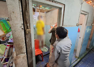 Diduga Alami Depresi, Seorang Ibu di Parindu Ditemukan Tewas Gantung Diri di Rumahnya Diduga Alami Depresi, Seorang Ibu di Parindu Ditemukan Tewas Gantung Diri di Rumahnya