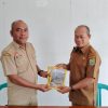 Kecamatan Tayan Hulu Serahkan Koleksi Buku National Geographic ke Dinas Kearsipan dan Perpustakaan Kabupaten Sanggau