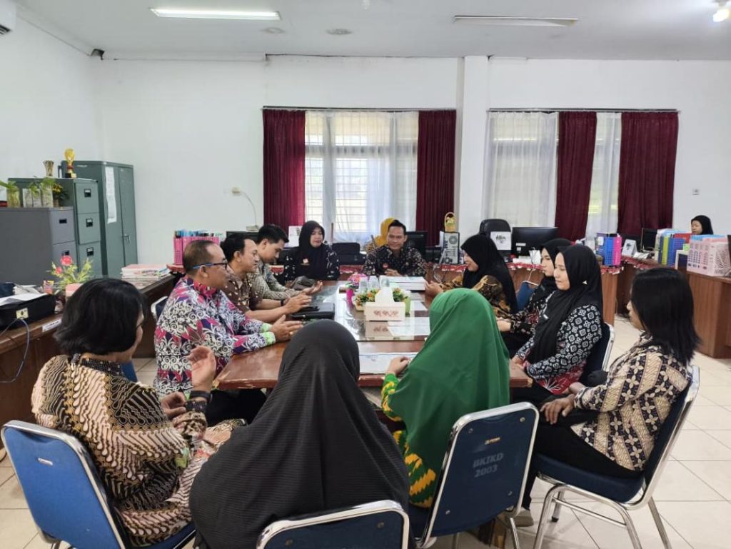 Magang Arsiparis : Membuka Wawasan dan Menyiapkan Arsiparis yang Profesional di Bidang Kearsdipan