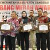 PT Antam Tbk UBPB Sanggau Raih Peringkat Pertama Sabang Merah Award 2025