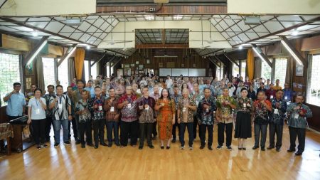 Wabup Sanggau Dorong Pemimpin Gereja Perkuat Toleransi Lewat Shepherd Training