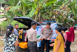 Sat Samapta Polres Sanggau Bersama Bulog Gelar Gerakan Pangan Murah di Penyeladi, Wujud Kepedulian untuk Kendalikan Harga dan Bantu Warga