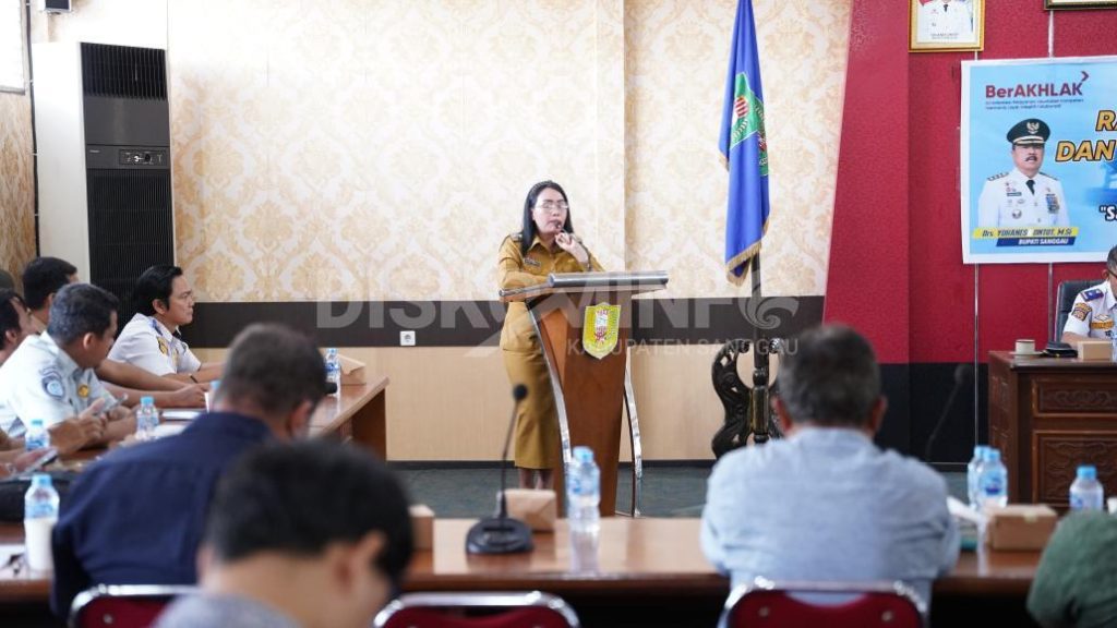 Wakil Bupati Sanggau Buka Rapat Koordinasi Forum Lalu Lintas dan Angkutan Jalan Tahun 2025 Wakil Bupati Sanggau Buka Rapat Koordinasi Forum Lalu Lintas dan Angkutan Jalan Tahun 2025