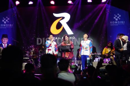 Menkomdigi: Orang Tua Garda Terdepan Pelindung Anak di Ruang Digital