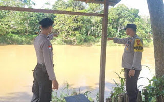 Debit Air Normal, Polsek Sekayam Tetap Perketat Monitoring Batingsor 2025 Debit Air Normal, Polsek Sekayam Tetap Perketat Monitoring Batingsor 2025
