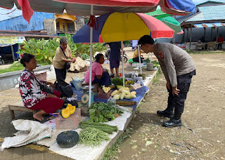 Bangun Kedekatan dengan Warga, Patroli Humanis Polsek Batang Tarang Ciptakan Kamtibmas Kondusif