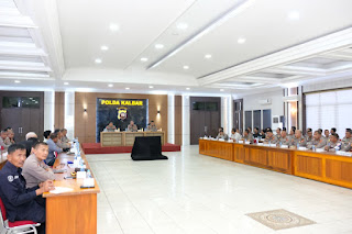 Polda Kalbar Gelar Latpraops Lilin Kapuas 2025, Fokus pada Pelayanan Prima dan Keamanan Nataru Polda Kalbar Gelar Latpraops Lilin Kapuas 2025, Fokus pada Pelayanan Prima dan Keamanan Nataru