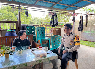 Bhabinkamtibmas Sekayam Perkuat Kewaspadaan Gereja Jelang Perayaan Natal di Balai Karangan Bhabinkamtibmas Sekayam Perkuat Kewaspadaan Gereja Jelang Perayaan Natal di Balai Karangan