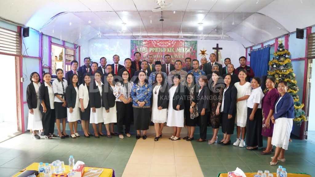 Natal Bersama PPHTGD, Wakil Bupati Sanggau Ajak Jemaat Perkuat Kasih dan Kerukunan