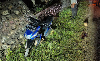 Hilang Kendali di Depan Puskesmas Bonti, Pengendara Mio Meninggal Dunia Hilang Kendali di Depan Puskesmas Bonti, Pengendara Mio Meninggal Dunia
