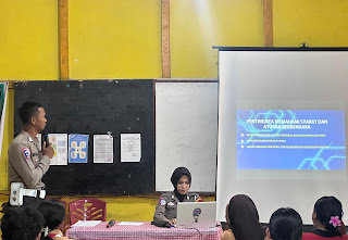 Sat Lantas Polres Sanggau Tanamkan Budaya Tertib Lalu Lintas Lewat Program Police Go To School Sat Lantas Polres Sanggau Tanamkan Budaya Tertib Lalu Lintas Lewat Program Police Go To School