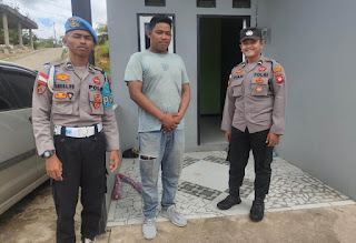 Gelar Patroli Perintis Kota, Polsek Entikong Perkuat Pengamanan Wilayah Perbatasan Gelar Patroli Perintis Kota, Polsek Entikong Perkuat Pengamanan Wilayah Perbatasan
