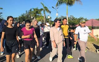 Samer Weekend Sanggau: Senam Bersama dan Tanam Pohon Satukan Warga untuk Lingkungan Samer Weekend Sanggau: Senam Bersama dan Tanam Pohon Satukan Warga untuk Lingkungan