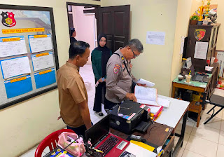 Jelang Hari Bhayangkara ke-80, Polsek Sekayam Dinilai Tim Polres Sanggau dalam Lomba Kebersihan dan Kesiapan Mako Jelang Hari Bhayangkara ke-80, Polsek Sekayam Dinilai Tim Polres Sanggau dalam Lomba Kebersihan dan Kesiapan Mako