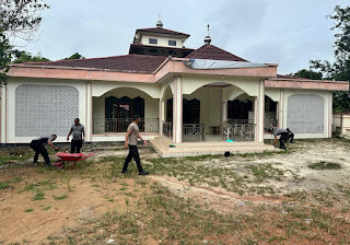 Hari Bhayangkara ke-80, Polsek Toba Gelar Bhakti Religi di Masjid dan Gereja Desa Teraju Hari Bhayangkara ke-80, Polsek Toba Gelar Bhakti Religi di Masjid dan Gereja Desa Teraju