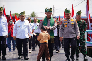 Resmikan 80 Jembatan Merah Putih Presisi di Riau, Kapolri: Permudah Anak Sekolah-Masyarakat Resmikan 80 Jembatan Merah Putih Presisi di Riau, Kapolri: Permudah Anak Sekolah-Masyarakat