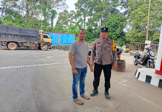 Jaga Kebutuhan Masyarakat, Polsek Mukok Rutin Pantau Distribusi dan Stok BBM Jaga Kebutuhan Masyarakat, Polsek Mukok Rutin Pantau Distribusi dan Stok BBM