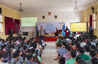 Cegah Bullying dan Narkoba, Polsek Batang Tarang Beri Edukasi kepada Siswa Baru SMKN 1 Balai Cegah Bullying dan Narkoba, Polsek Batang Tarang Beri Edukasi kepada Siswa Baru SMKN 1 Balai
