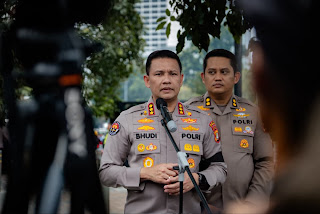 Polda Metro Jaya Siapkan Layanan Kesehatan bagi Masyarakat dalam Kegiatan Penyampaian Aspirasi Polda Metro Jaya Siapkan Layanan Kesehatan bagi Masyarakat dalam Kegiatan Penyampaian Aspirasi